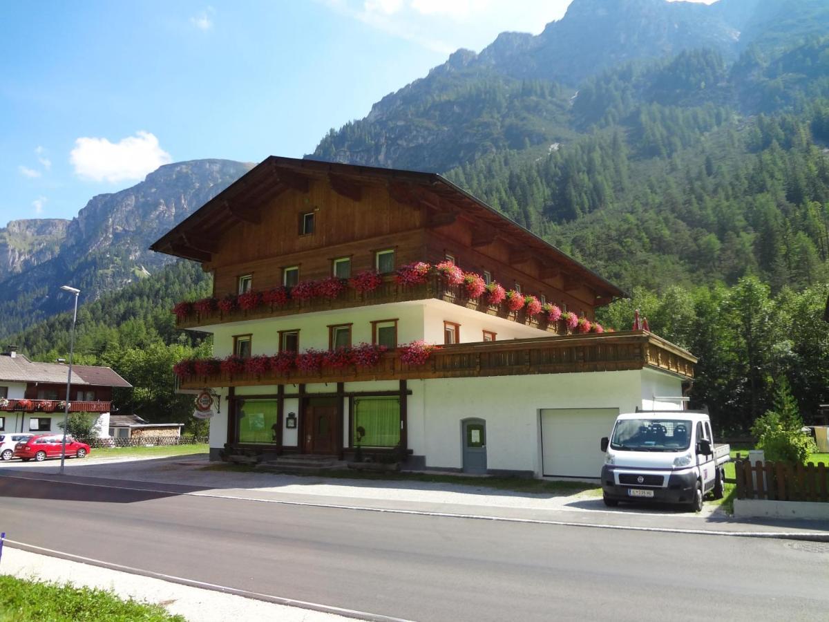 Pension Nina & Gasthof Alpenrose Gschnitz Exterior photo